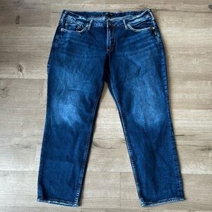 Silver Jeans.  Women’s size 18.  Boyfriend fit.  Excellent condition.